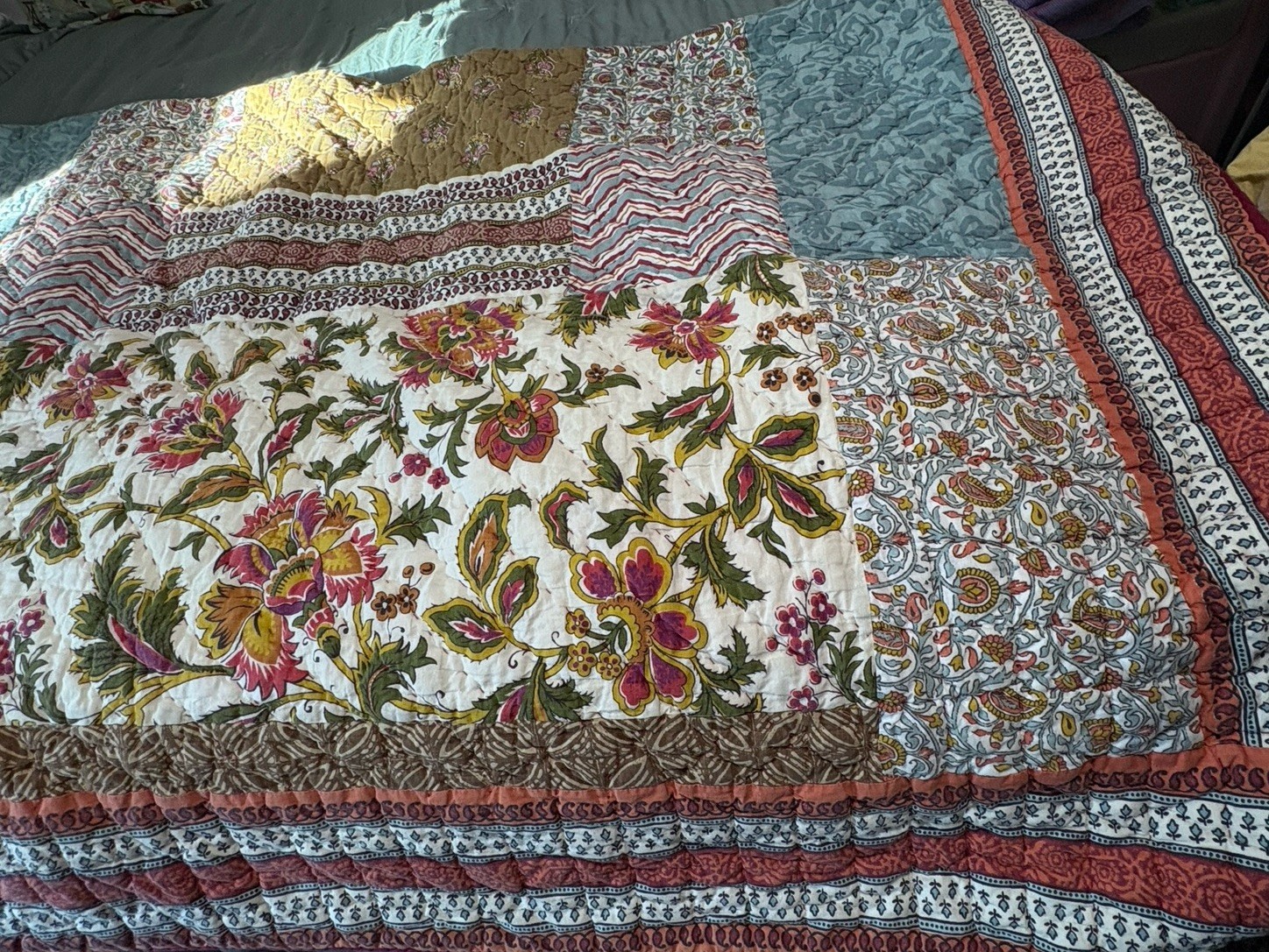 The Company Store Patchwork Twin Quilt And Sham Bohemian Farmhouse 72x82 Lovely