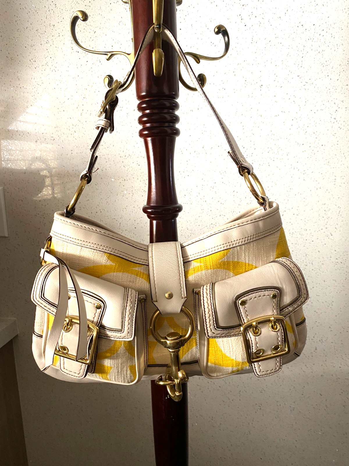 Coach Legacy Y2K Mandy 65th anniversary bag  (A06K-7469) Shoulder bag(White/Yell