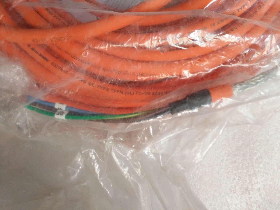 Allen-Bradley 2090-CPWM7DF-16AA20  Cable 2090CPWM7DF16AA20 NEW 1PC US Free Tax - Image 4 of 4