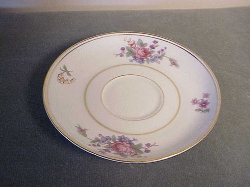 DE COLECCIÓN ELEGANTE JUEGO DE TAZA DE TÉ Y PLATILLO DE PORCELANA BÁVARA DEMITASSE - THE QUEENSROSE - Imagen 2 de 8
