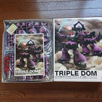ニ*パ様 HG TRIPLE DOM 1/144 Amazon.com: Bandai Hobby Bandai HGUC Triple Dom Set : Arts