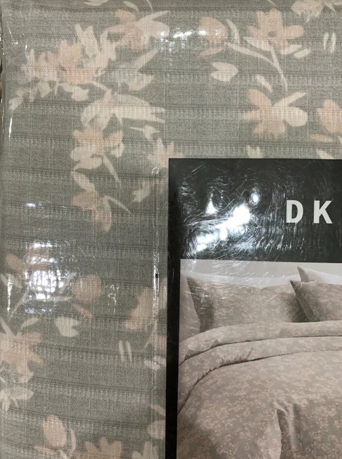 Funda nórdica DKNY Full Queen y dos fundas estándar. ¡Nuevo! Foto 2 de 4