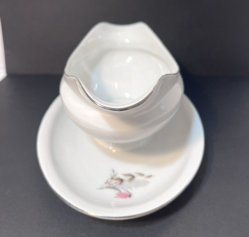 Vintage Royal Duchess Gravy Sauce Boat Floral Attached Underplate Mountain Bell - Picture 4 of 18
