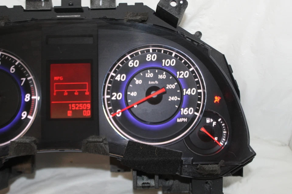 Cuadro de instrumentos velocímetro 09 Infiniti M37 tablero medidores 152.509 millas Foto 4 de 4
