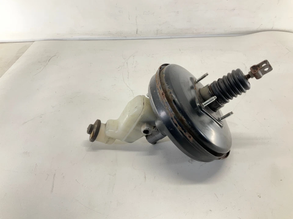 11-14 TOYOTA Scion xD Power Brake Booster W/ Reservoir - Image 2 of 4