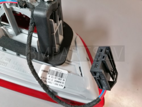 NEW GENUINE BMW 3 SERIES E93 LCI REAR LIGHT IN TRUNK LID RIGHT 7252784 - Picture 5 of 12