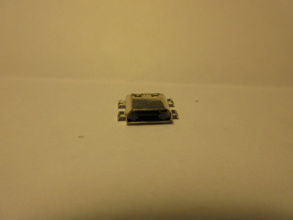 Cargador de puerto de carga micro USB para Samsung Galaxy J7 2017 SM-J727 Foto 3 de 4