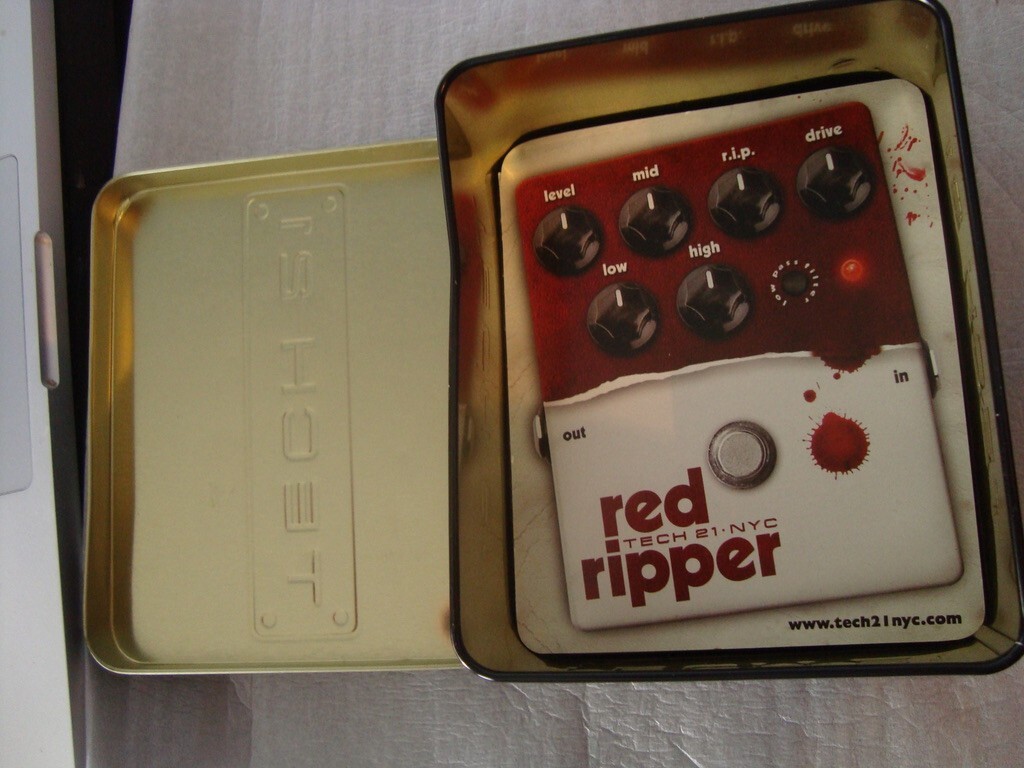 ベース TECH 21 NYC red ripper Tech 21 NYC RED RIPPER box & manual only | eBay