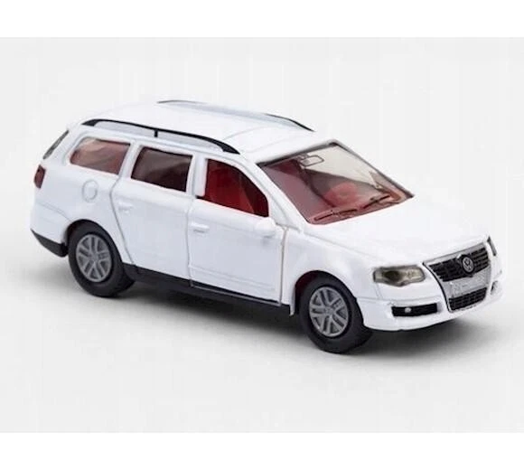 Volkswagen Passat Variant B6 2.0 FSI White SIKU Super 1307 1/55 Scale Toy Car - Image 2 of 3