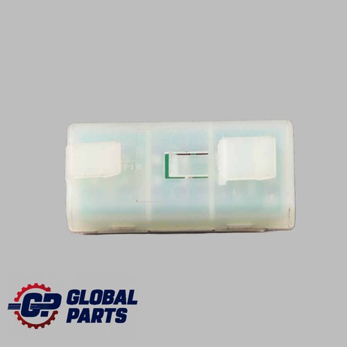 Voltage Converter Mercedes W176 W222 W246 Power Distributor Fuse A0009820912 - Picture 2 of 12