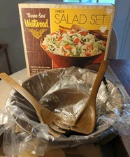 Mid-Century Modern Westwood Thermo-Serv 7 Piece Salad Set w/ Box New Deadstock