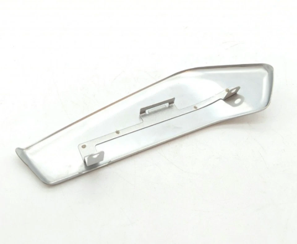 Cubierta del radiador derecho Ducati OEM 2014-2020 Monster 1200 48016211B Foto 2 de 4