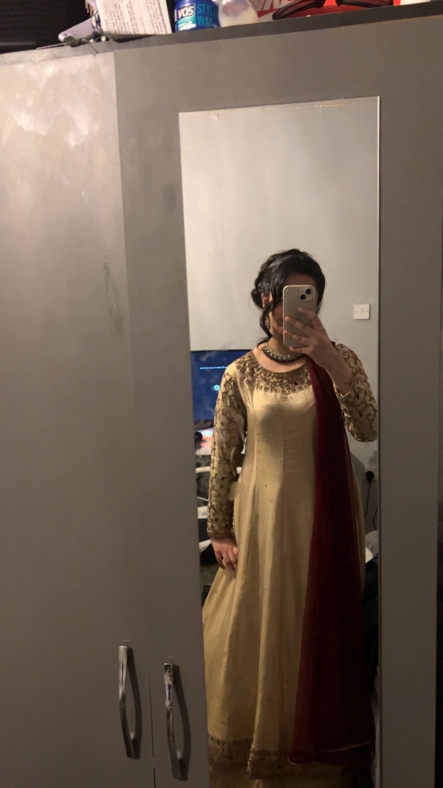 wedding guest dress lengha in gold and maroon scarf size small to medium or L-XL