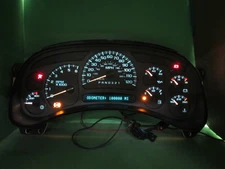 06 GMC YUKON DENALI INSTRUMENT GAUGE CLUSTER SPEEDO MILEAGE PROG REBUILT 3337
