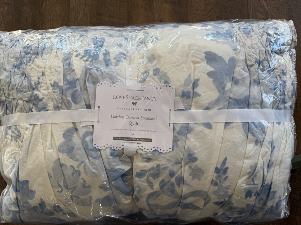全新 Pottery Barn LoveShackFancy 花园锦缎缩褶双被子蓝色 — 第 2/2 张图片