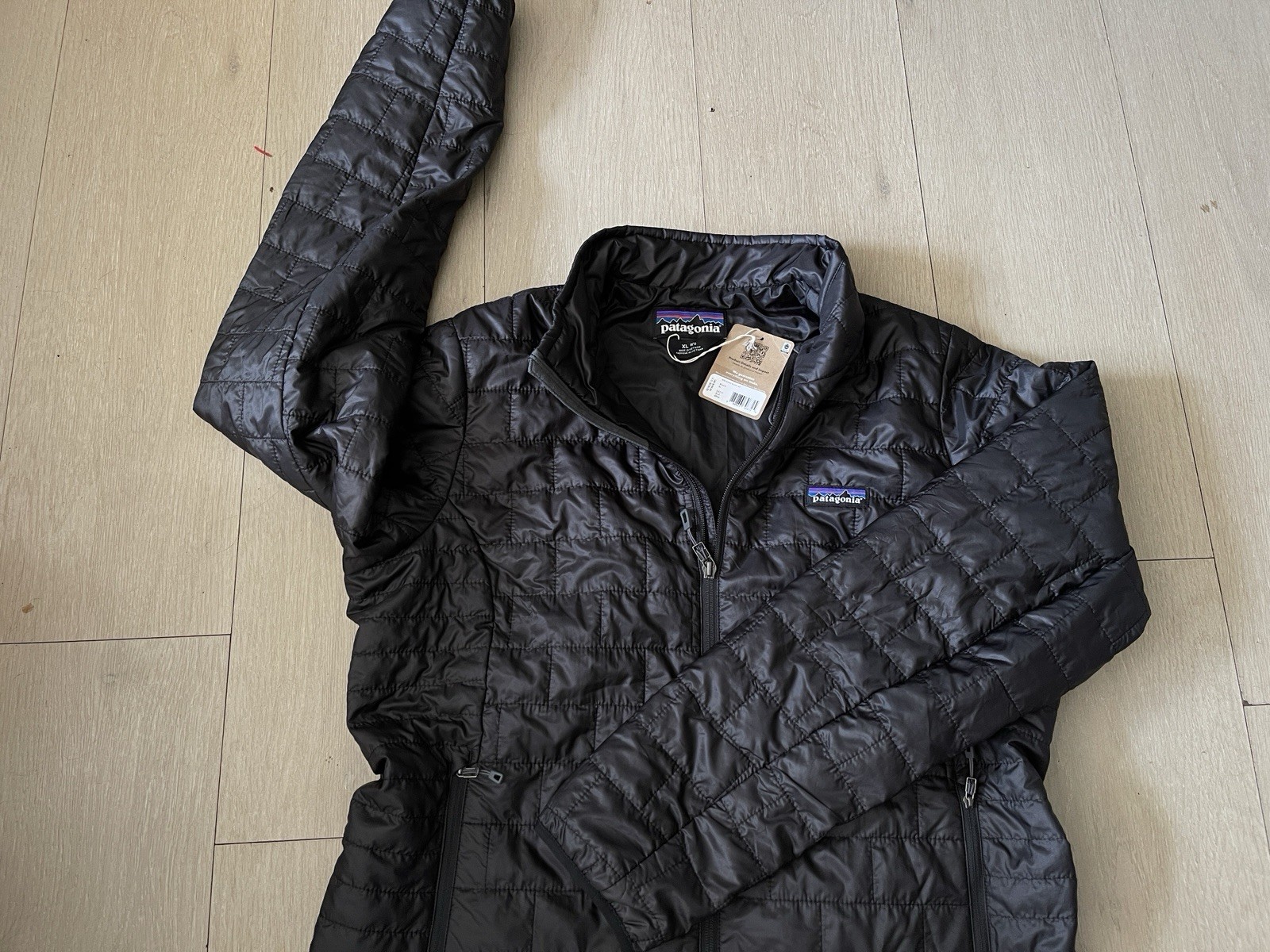 Patagonia Women’s Nano Puff Jacket Black Sz XL NWT Snow Ski Hiking Outdoor thumbnail 3