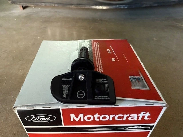 (4) genuine TPMS JX7T-1A180-AA 315MHz - Ford Transit 2020-2023 FoMoCo TPMS60 - Image 2 of 4