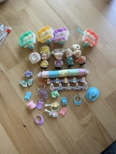 Vintage TYCO Quints Lot Of Dolls Set  Accessories Wagon Visors Lollipops 