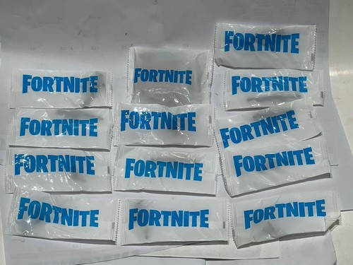 Konvolut Fortnite Jaswares Figuren mit Waffenrucksäcken (13 ungeöffnete Tüten) - Bild 15 von 15