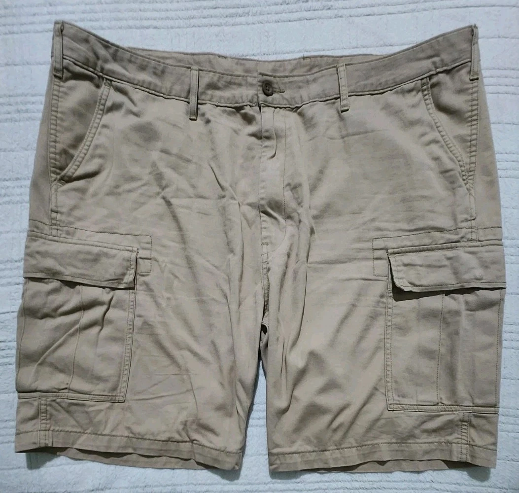 Levi's Mens Cargo Shorts Men's Size 46W Beige Relaxed Fit Casual Outdoor Khaki