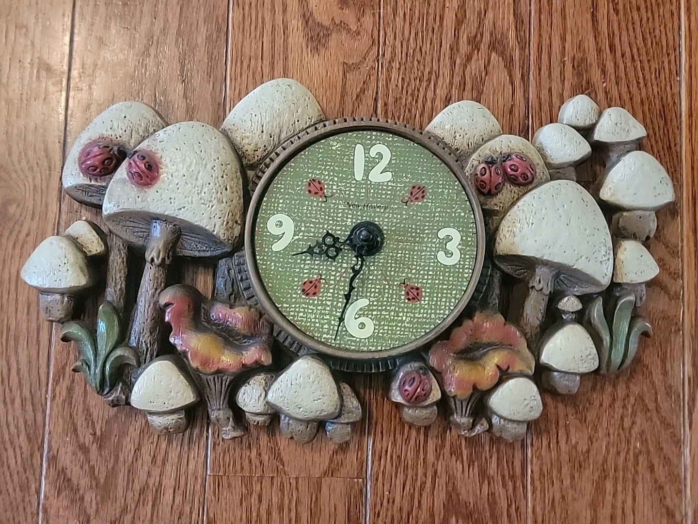 Vintage 70s Burwood New Haven Mushroom Ladybug Wall Clock Molded Plastic 12"