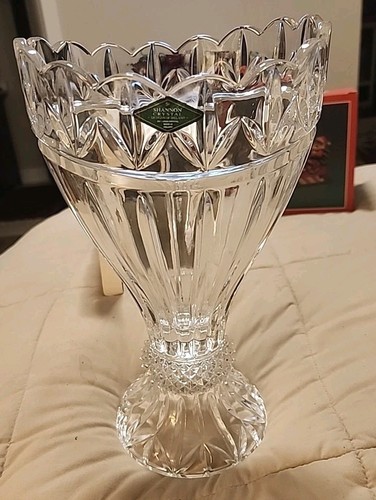 Shannon by Godinger Olympia Large Lead Crystal Vase Centerpiece 12” Tall 5470 K