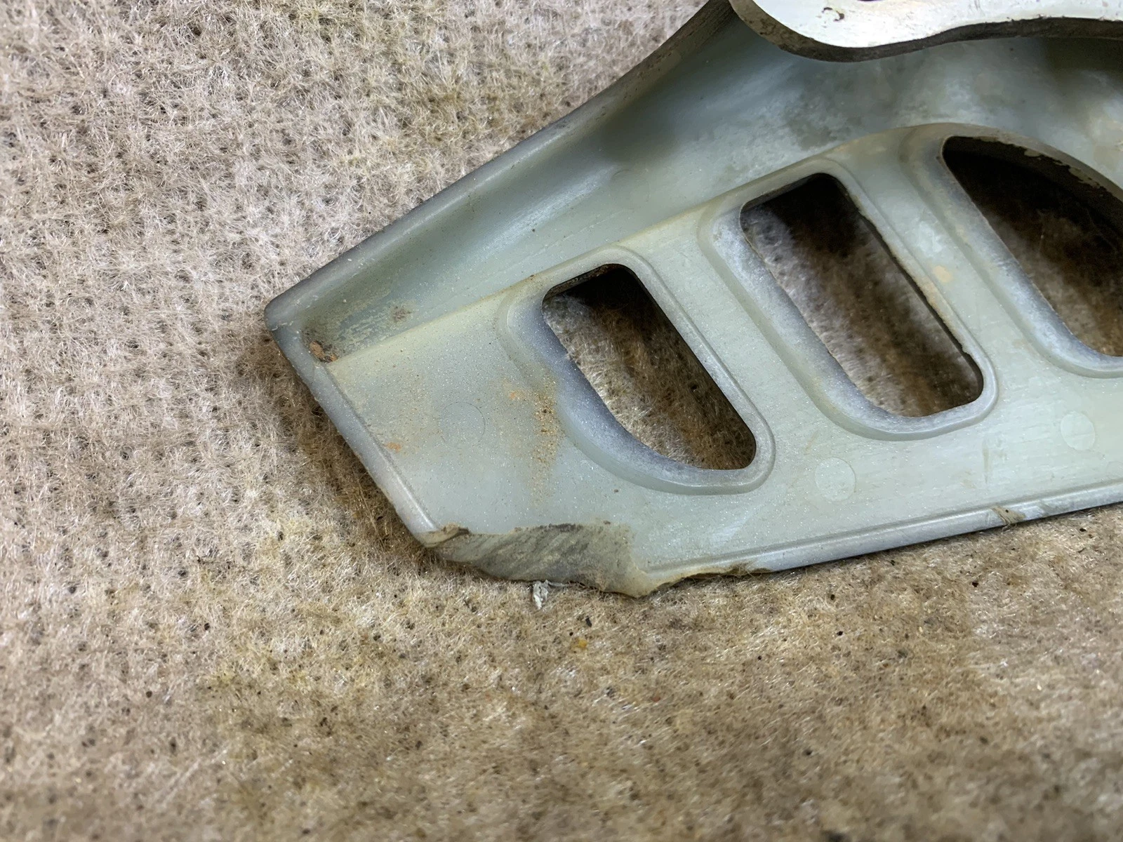 2003 01-13 YAMAHA YZ250F WR250F Engine Case Guard Saver Chain Protector