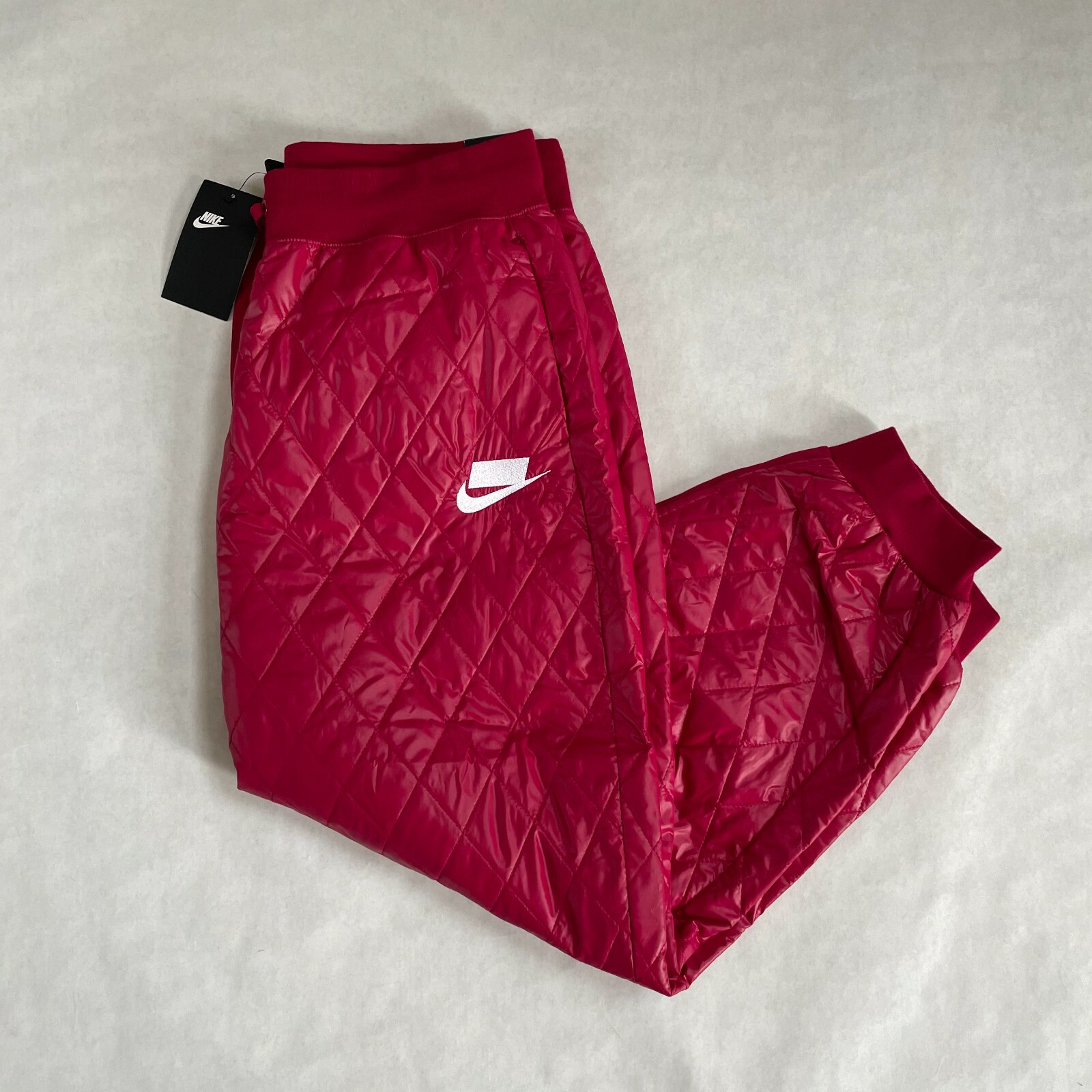 NWT Nike Women's Quilted Joggers Sportswear Activewear Pants CJ6256620