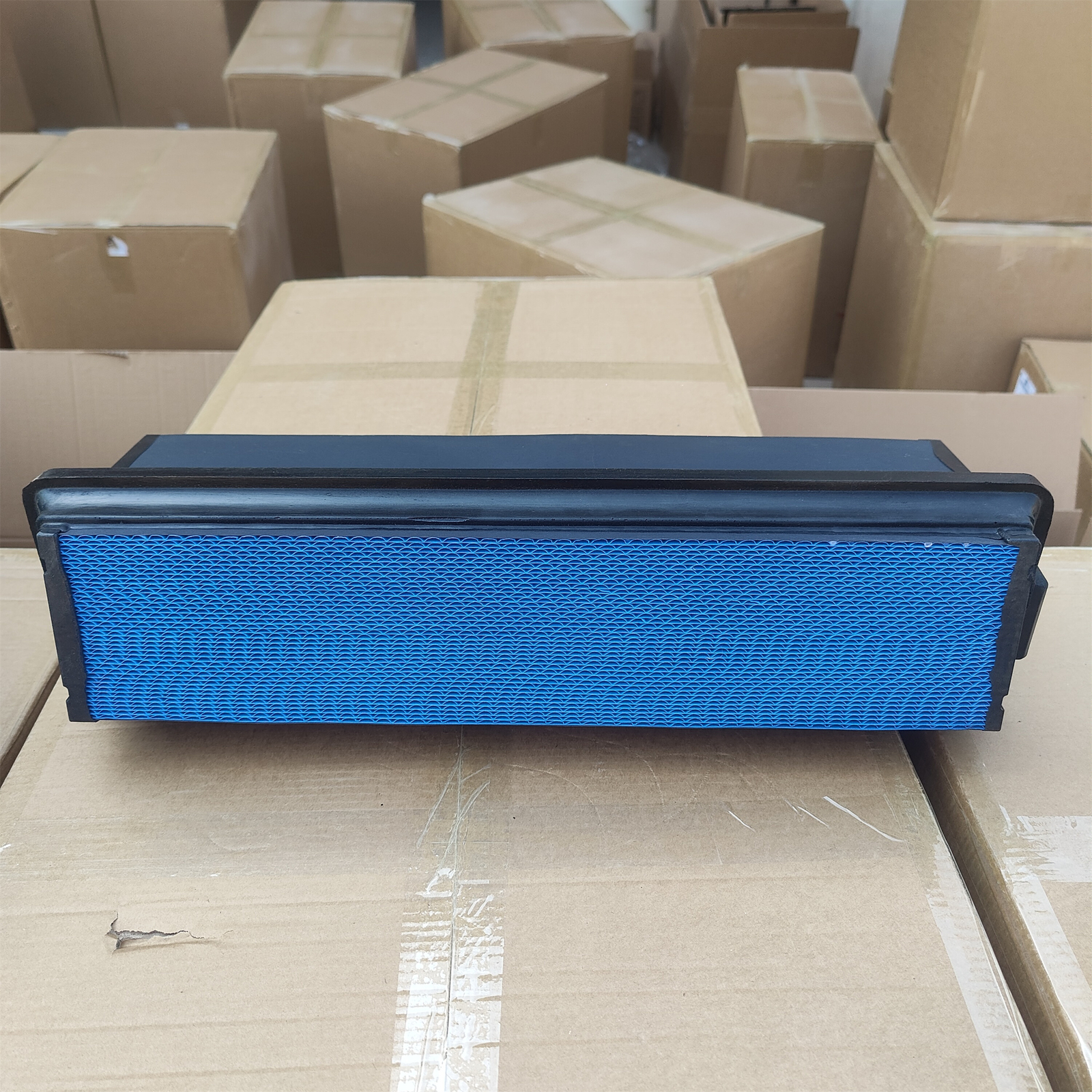VSAUTOPARTS Engine Air Filter For 2018-2022 Freightliner Cascadia (03-42776-010)