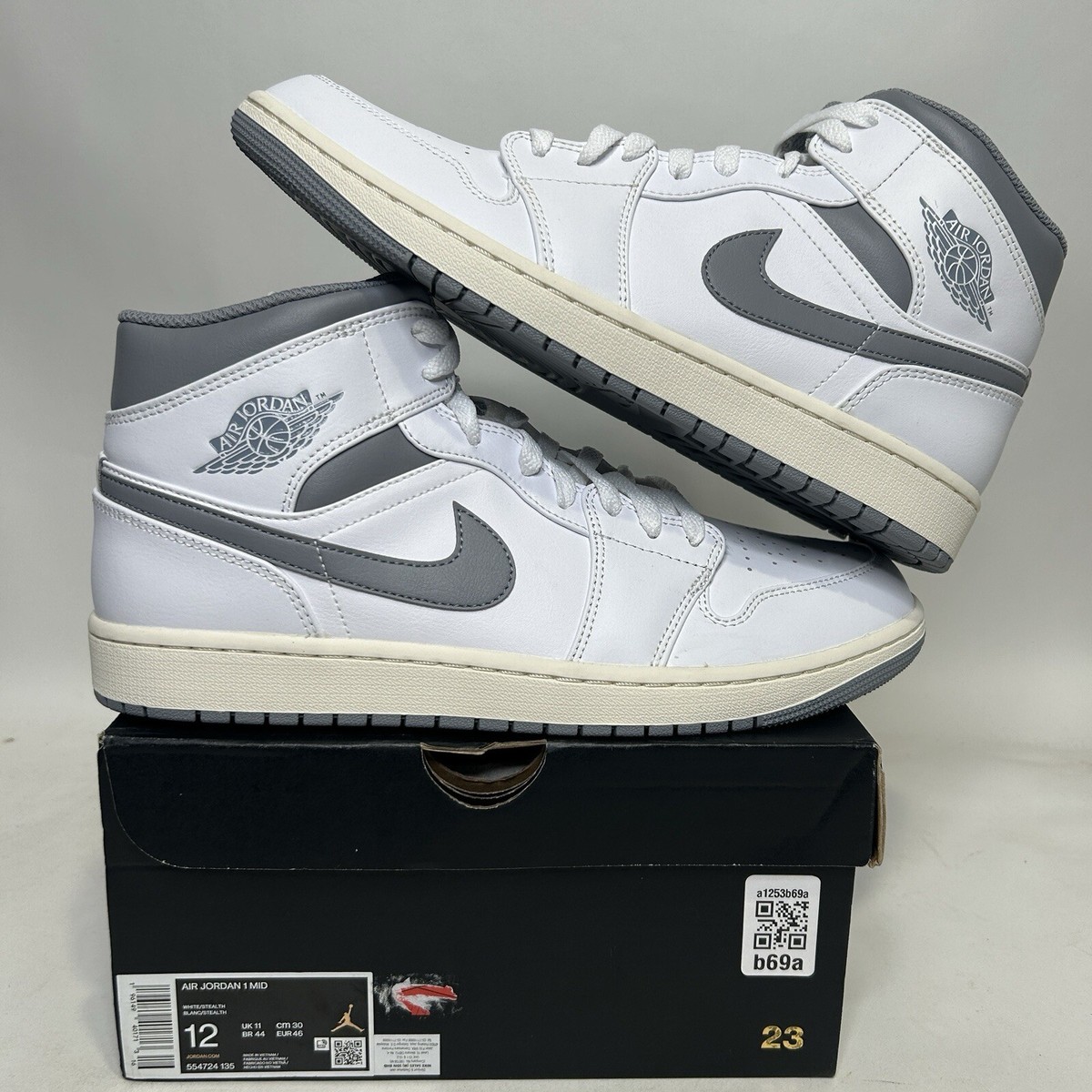 Nike Air Jordan スパイク ホワイト/グレー Air Jordan 1 Mid SE Big Kids' Shoes. Nike.com