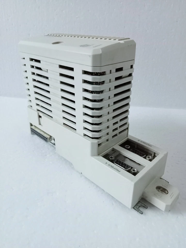 ABB 3BSE030220R1 PROFIBUS-DP/V1 Interface Module