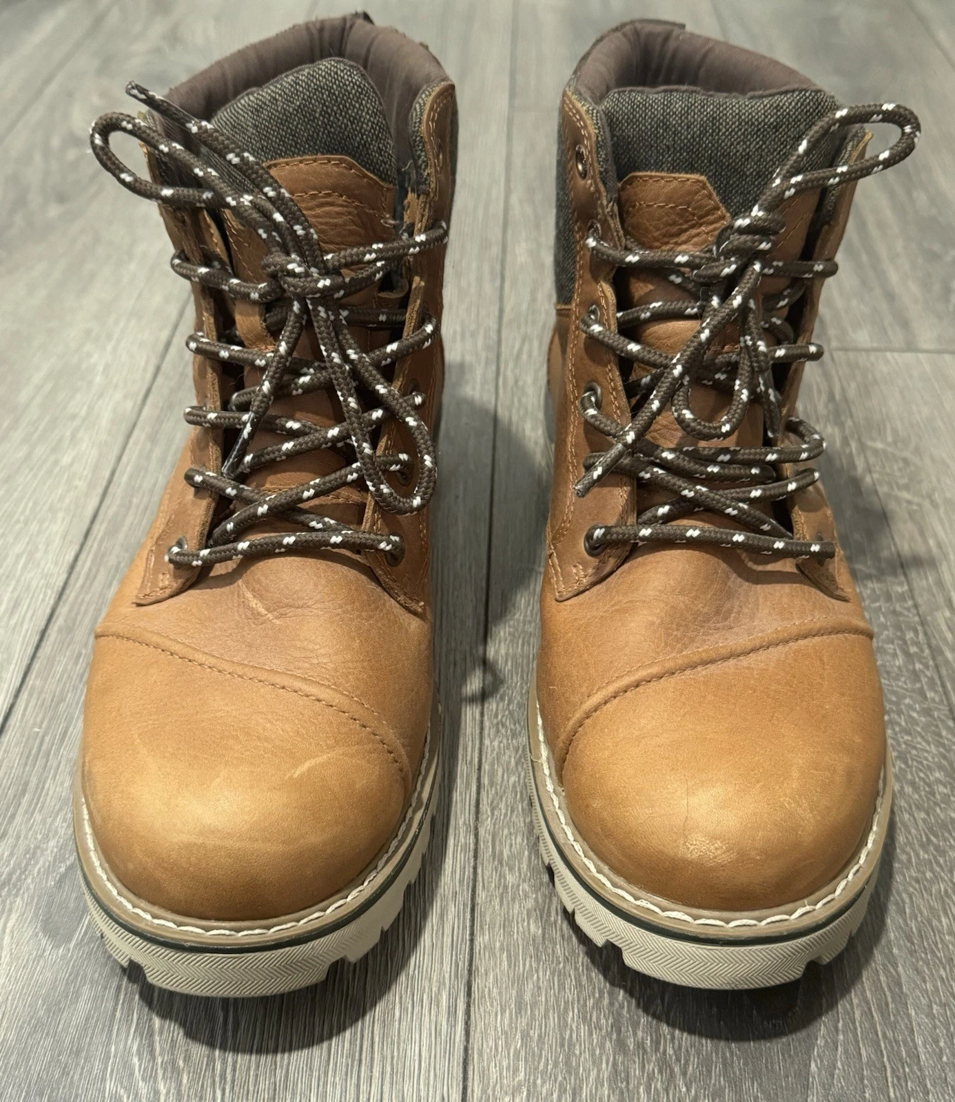 Tom’s Hiking Boots Men’s Size 10.5M Brown Leather