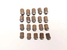 TOYOTA AVENSIS T25 Schrauben 2.20 Diesel 130kw 2006 20724111