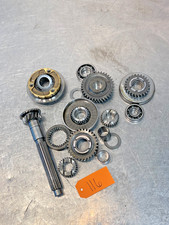 Massey Ferguson Mf 1260 Tractor Transmission Shaft & Gears