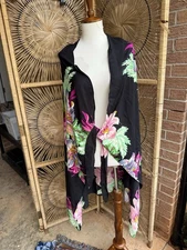 Walter Baker Paradise Sarong Coverup One Size Black Floral Grand Magnolia Beach