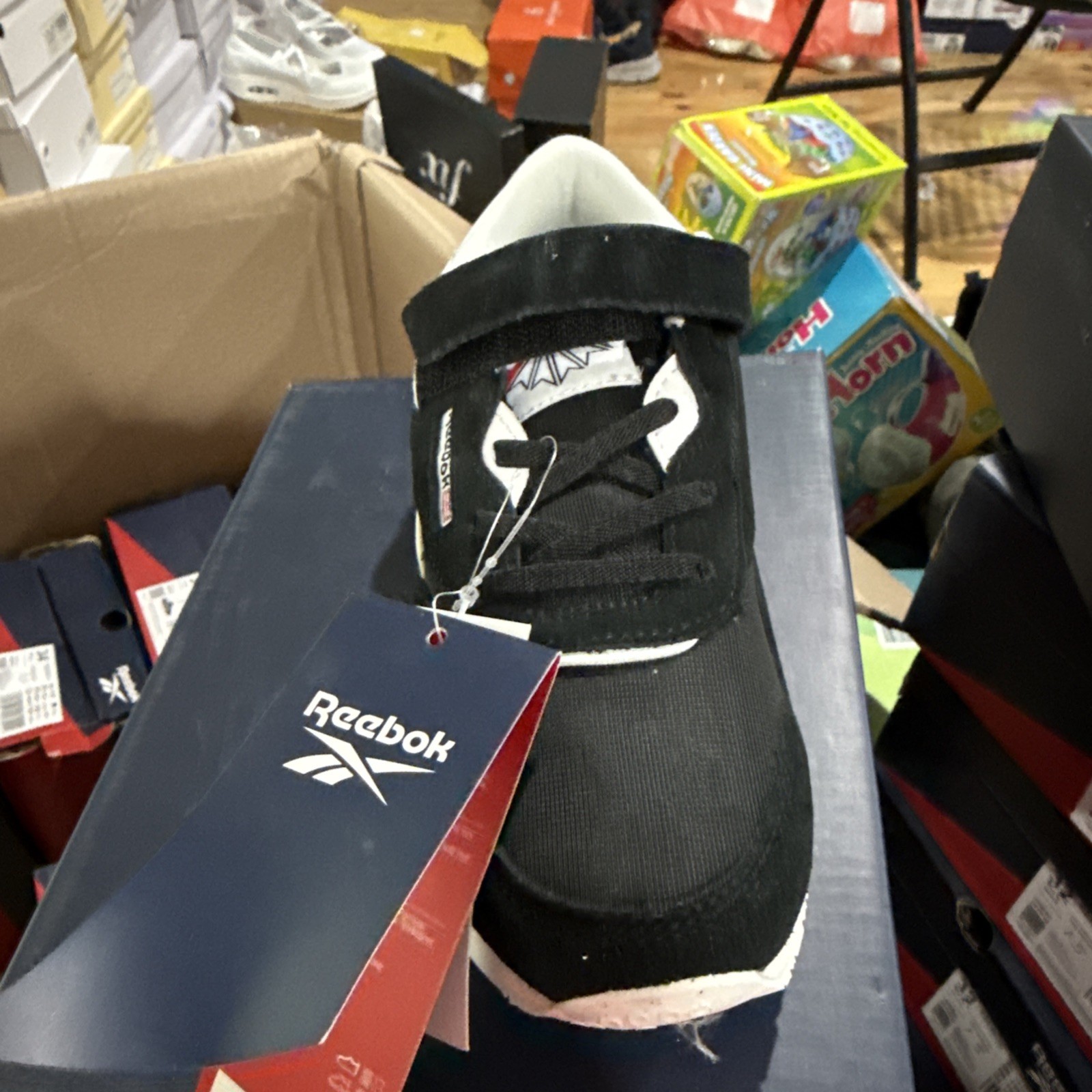 Reebok Boys, Black And White Nylon Tennis Shoes, Size 4 New 