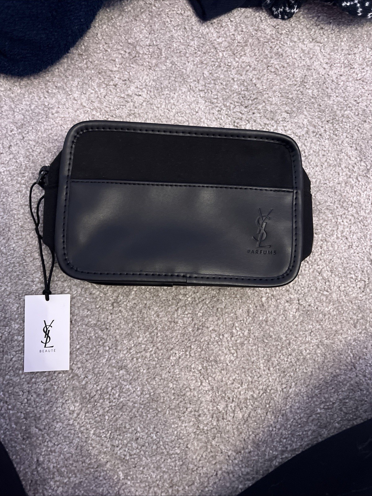 Borsa da viaggio YSL Yves Saint Laurent profumi articoli da toeletta uomo rasatura nera