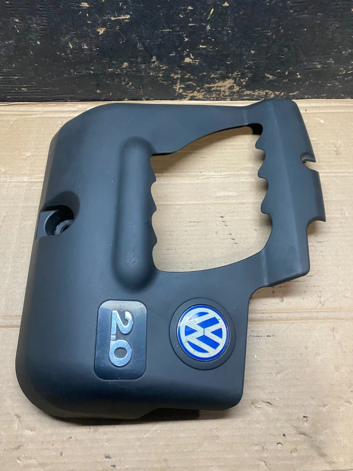 2001-2004 Volkswagen 2.0 Jetta Motor Cover V2663 DG - Imagem 3 de 4