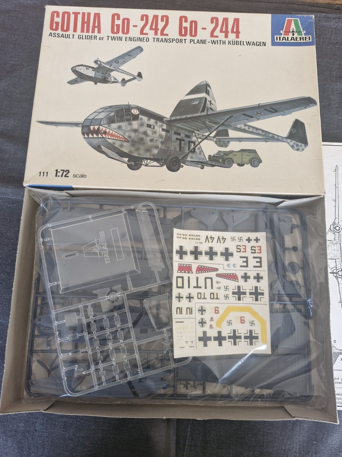 Maquette avion 1/72 Gotha Go 242 pour diorama militaire WWII complet