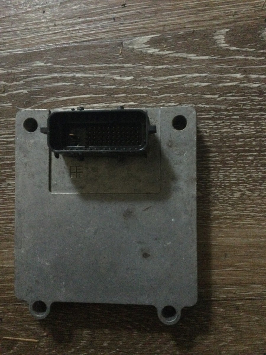 【tomo.】 OEM 2019 Chevrolet Volt ECM ECU Engine Control Module