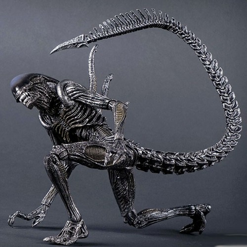 Figura de acción NECA Aliens Warrior Alien vs Predator AVP negra 7" escala 1:12 nueva - Imagen 6 de 7