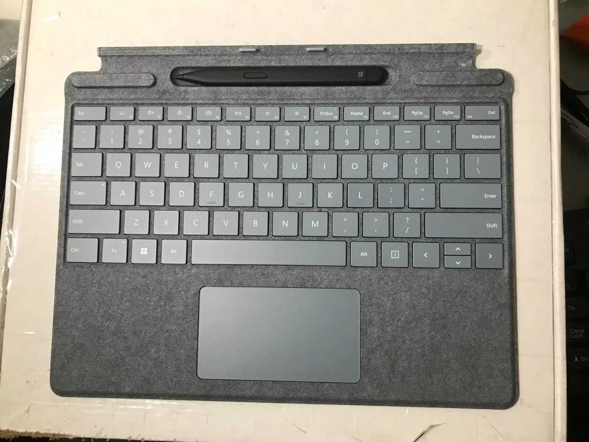 Buy Surface Pro Signature Keyboard with Slim Pen 2 - Microsoft Store