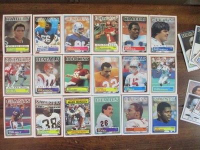 24-1983 Topps  Football Cards (MARCUS ALLEN ROOKIE/LAWRENCE TAYLOR/JOE THEISMANN