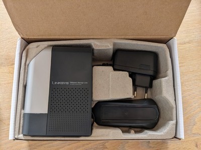 Linksys NSLU2 NAS Server   Kult Network Storage USB 2.0, ideal für Bastler/Retro