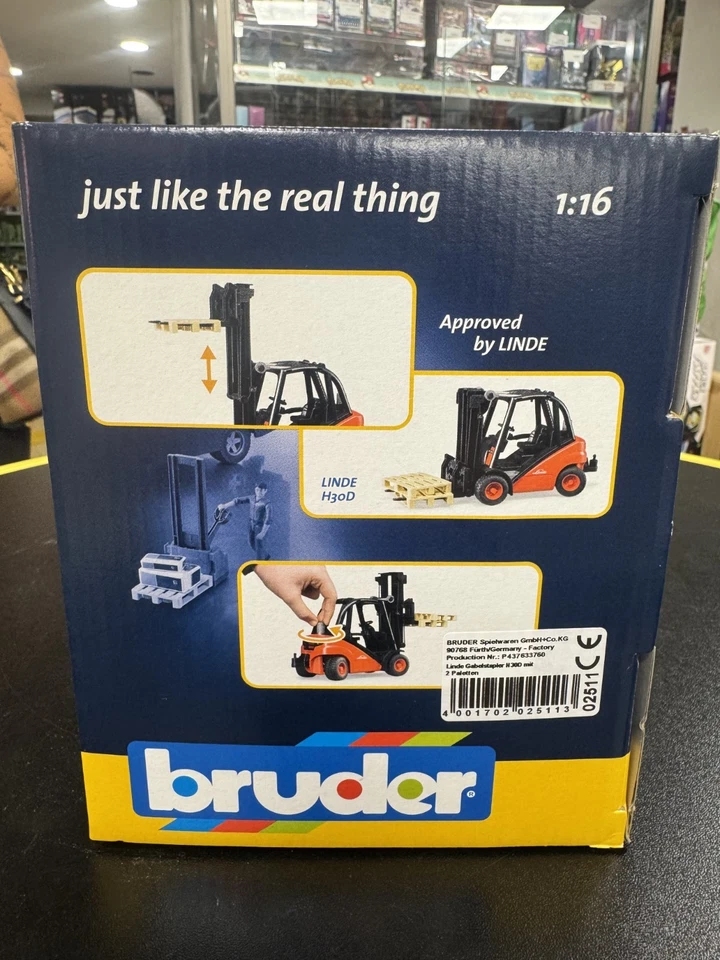 BRUDER 02511 -scala 1:16- CARRELLO ELEVATORE LINDE H30D CON PALLET - NUOVO - Immagine 4 di 4