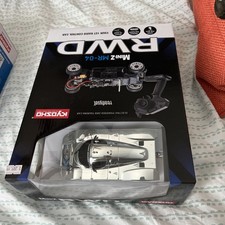 Kyosho MR-04 RWD Mini-Z Readyset Sauber-Mercedes C9 Body Chrome/Silver 32362CRG