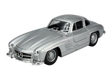 WELLY MERCEDES-BENZ 300 SL 300SL GULLWING SILVER 1:24 DIE CAST METAL MODEL NEW