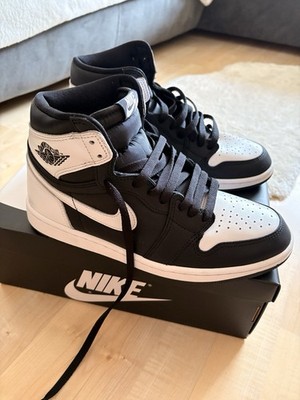 Air Jordan 1 Retro HighOG ''Black & White''