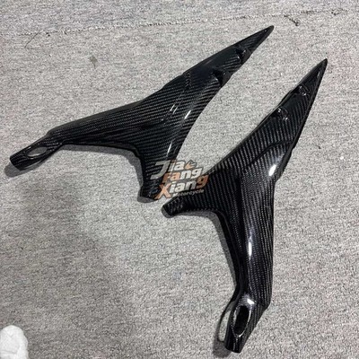 100% Carbon Seat Side Frame Subframe Cover For DUCATI Streetfighter V4 2020-2023