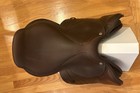 2018 CWD 16.5 SE 02 2L Hunter/Jumper Saddle. Medium tree. — photo 3